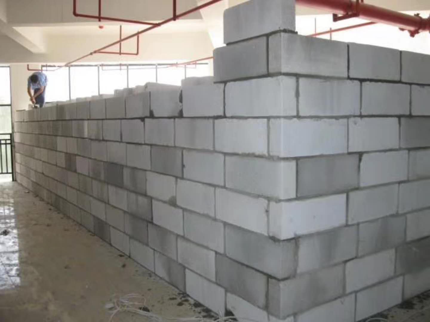 金湖蒸压加气混凝土砌块承重墙静力和抗震性能的研究
